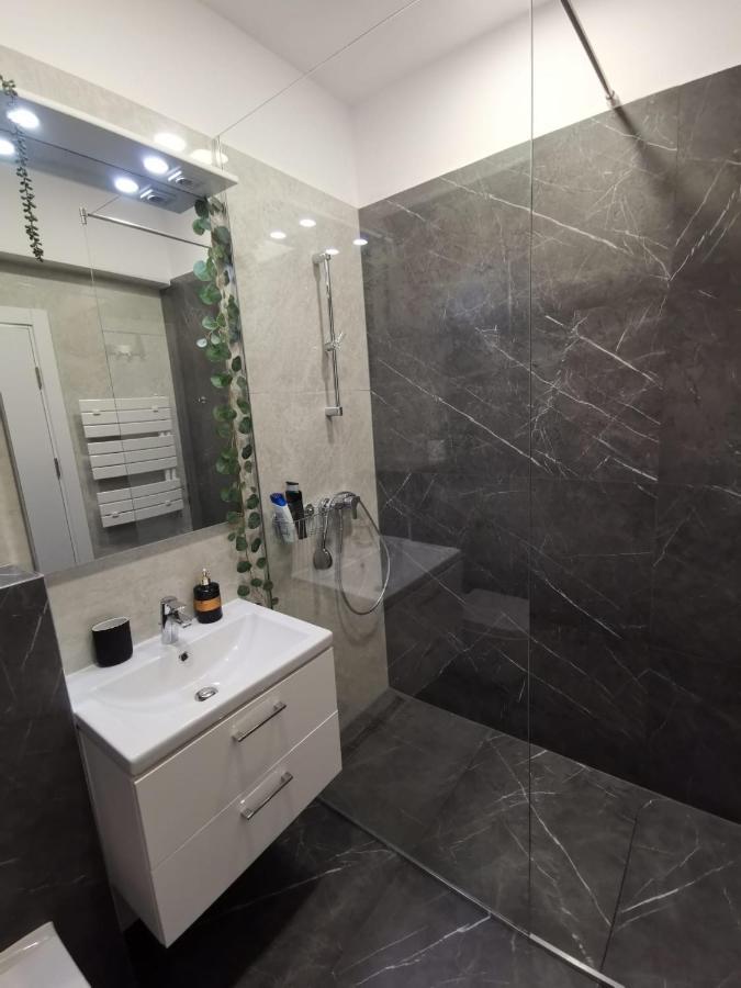 Sunset Bucharest Rebreanu Apartman Kültér fotó